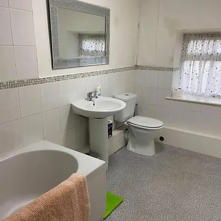 Julia's Flat *