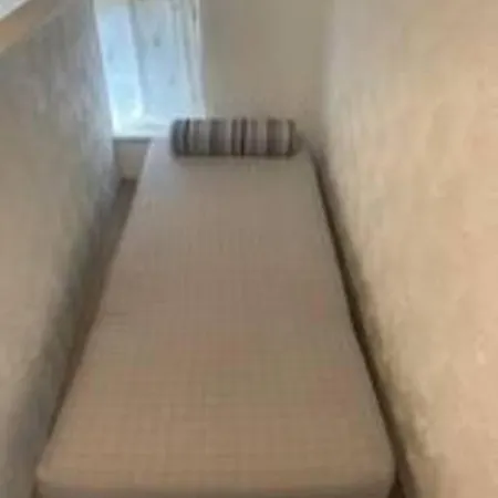 Julia's Flat *