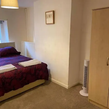 Julia's Flat Maryport